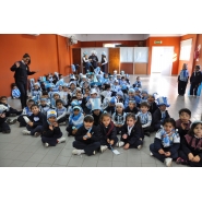 Los más pequeños celebraron el DIA DE LA BANDERA